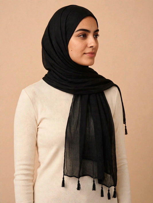 Black Tassels Hijab on model