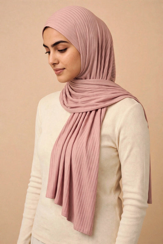 Model wearing the Carnation ribbed jersey hijab styled with a cream top - Concealed Muslimah
