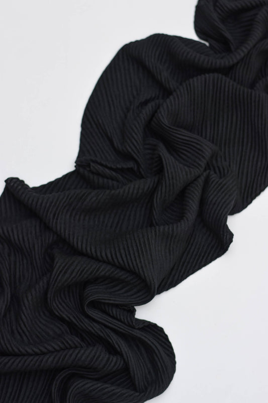 Black - Pleated Hijab