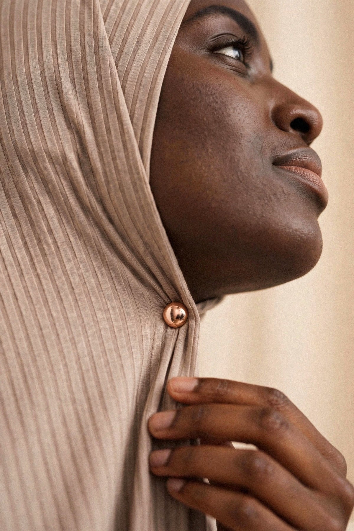 Metallic Hijab Magnets — close-up