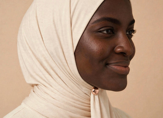 Metallic Hijab Magnets shown fastening a hijab under the chin