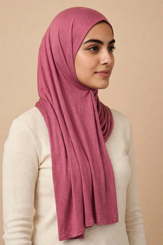 Model wearing the Rosewood premium jersey hijab styled with a cream top - Concealed Muslimah